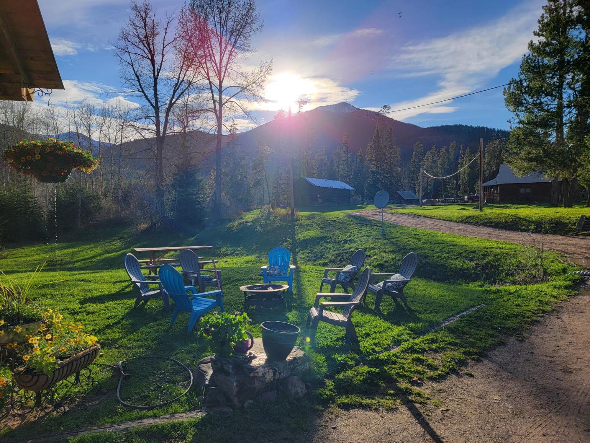 Bear Creek Ranch Bed & Breakfast Essex Экстерьер фото